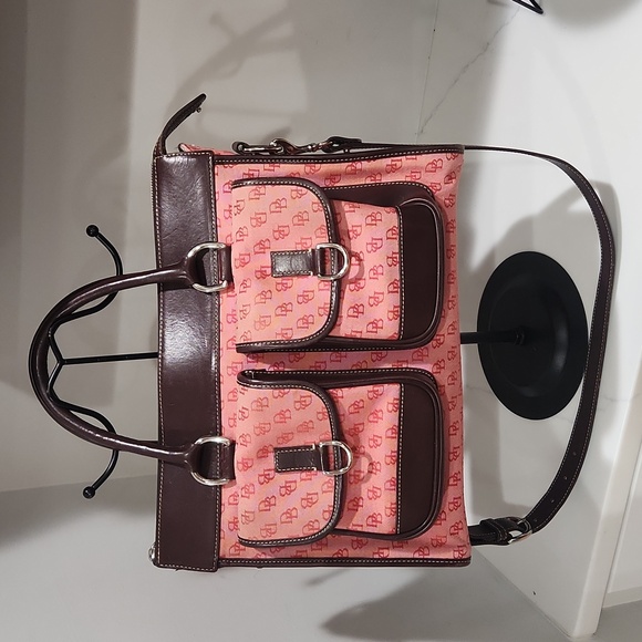 Dooney & Bourke 2 way bag - Picture 1 of 12